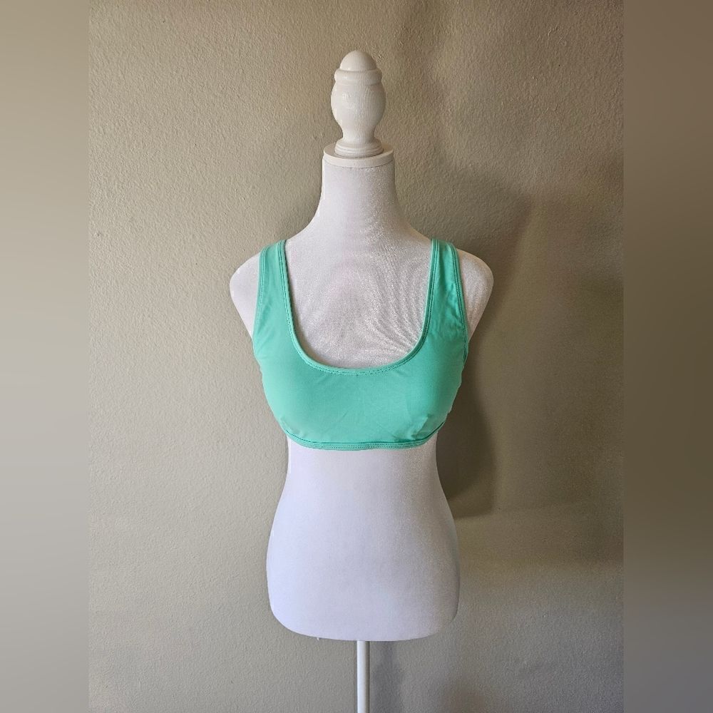 NWT Halara Sea Green Workout Bra Medium - Picture 1 of 7